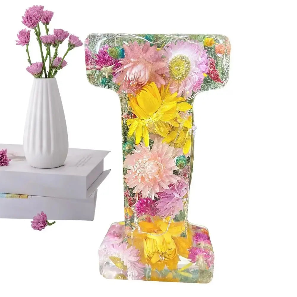 FloraLetter™ — Personalize Your Space with Handcrafted Floral Resin Art