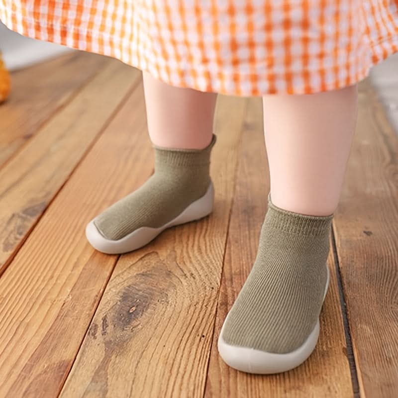 Non-Slip Toddler Ankle Socks for Indoor and Outdoor Activities