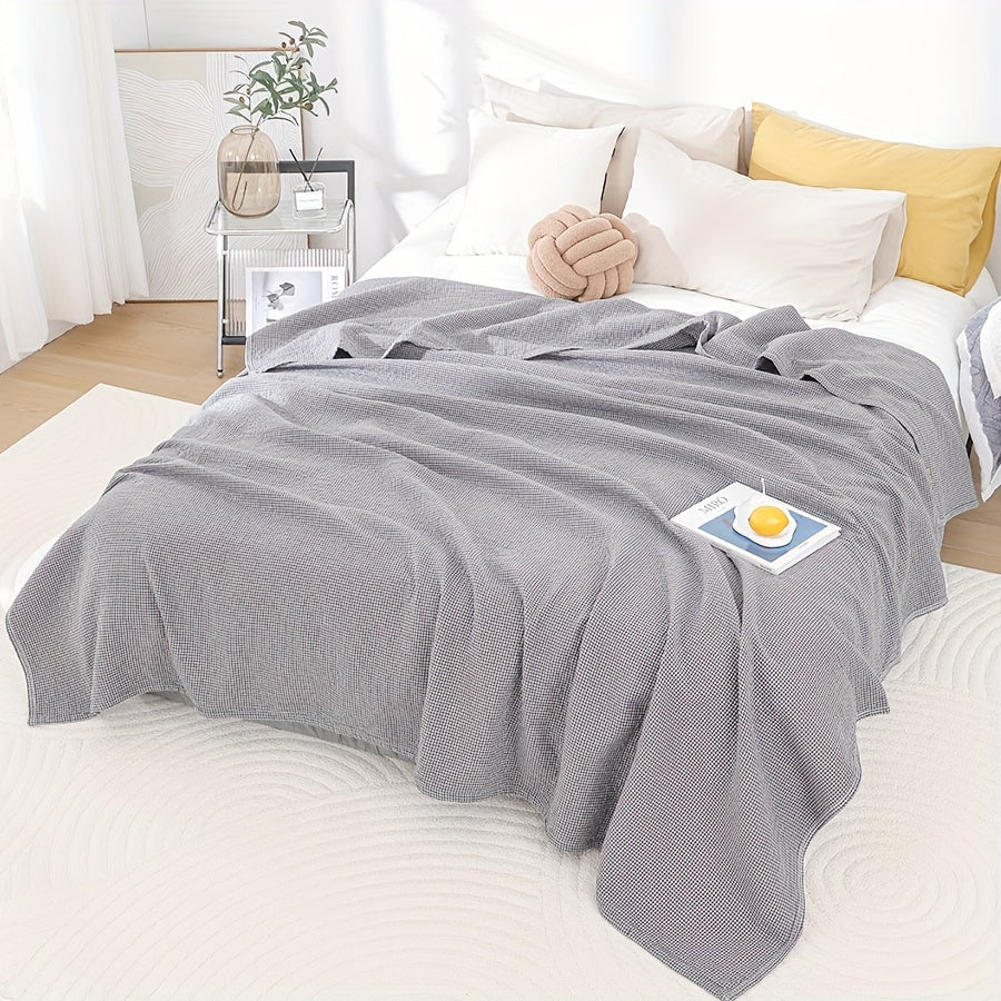 Chic Cotton Checkered Versatile Blanket for Everyday Use