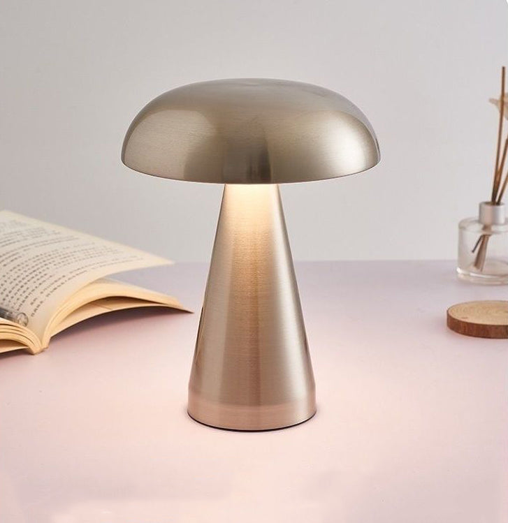 LunaLamp - Wireless USB rechargeable table lamp with adjustable dimming