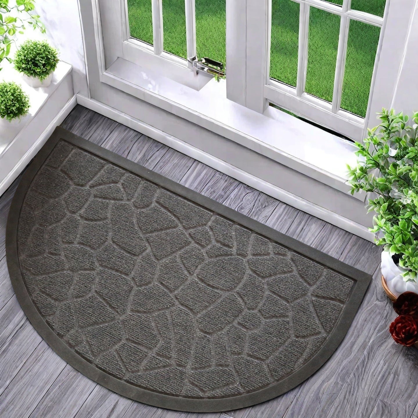 EcoChic - Elegant Outdoor Mat for Front and Back Doors 44.96x74.93cm