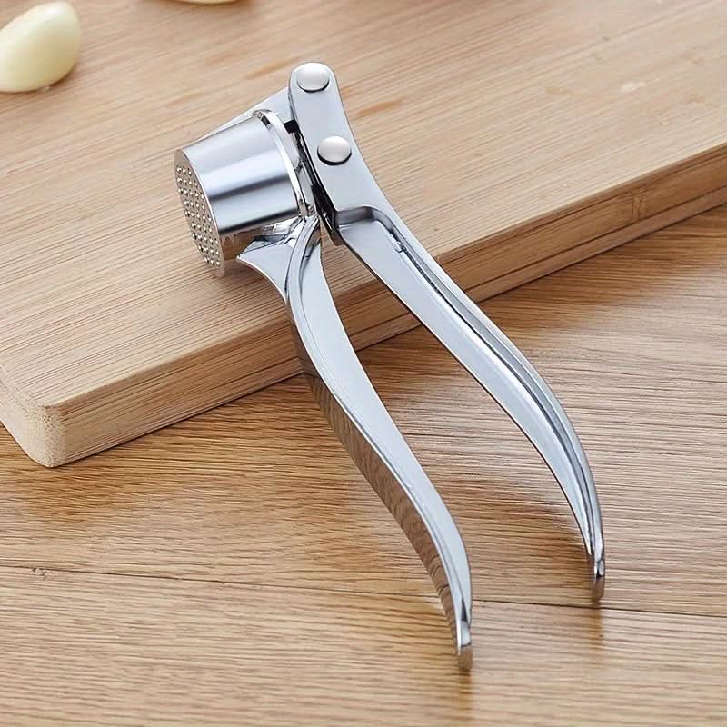 Garlic Crusher Tool – Heavy Duty Press for Efficient Crushing