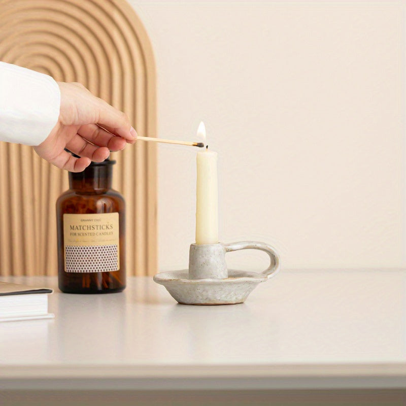 Elegant Minimalist Candleholder for Stylish Spaces