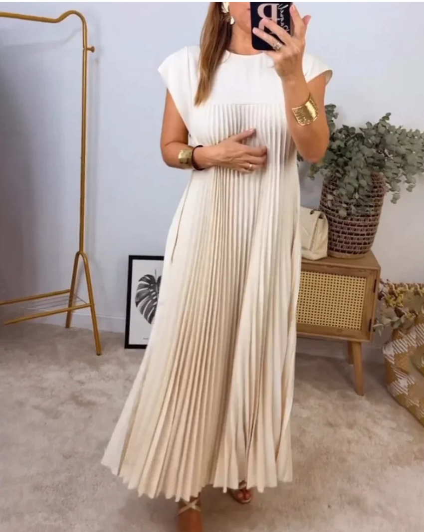 Luxoria™ — Feel Effortlessly Elegant and Captivate Every Moment