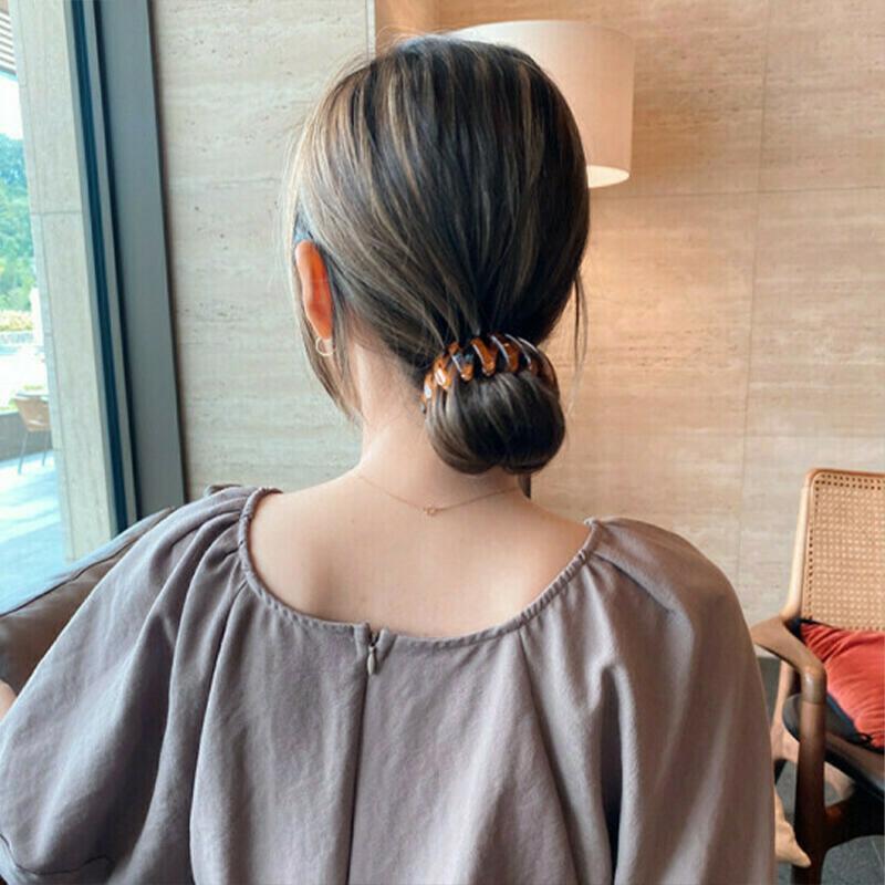 VelvaRing™ — Effortless, Pain-Free Updos That Keep Your Hair Silky and Strong All Day