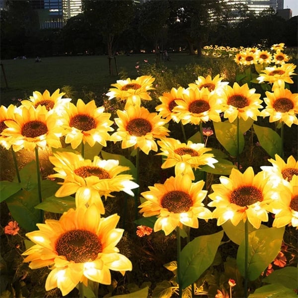 LumoBloom™ — Transform Your Garden Into a Cozy, Captivating Nighttime Oasis