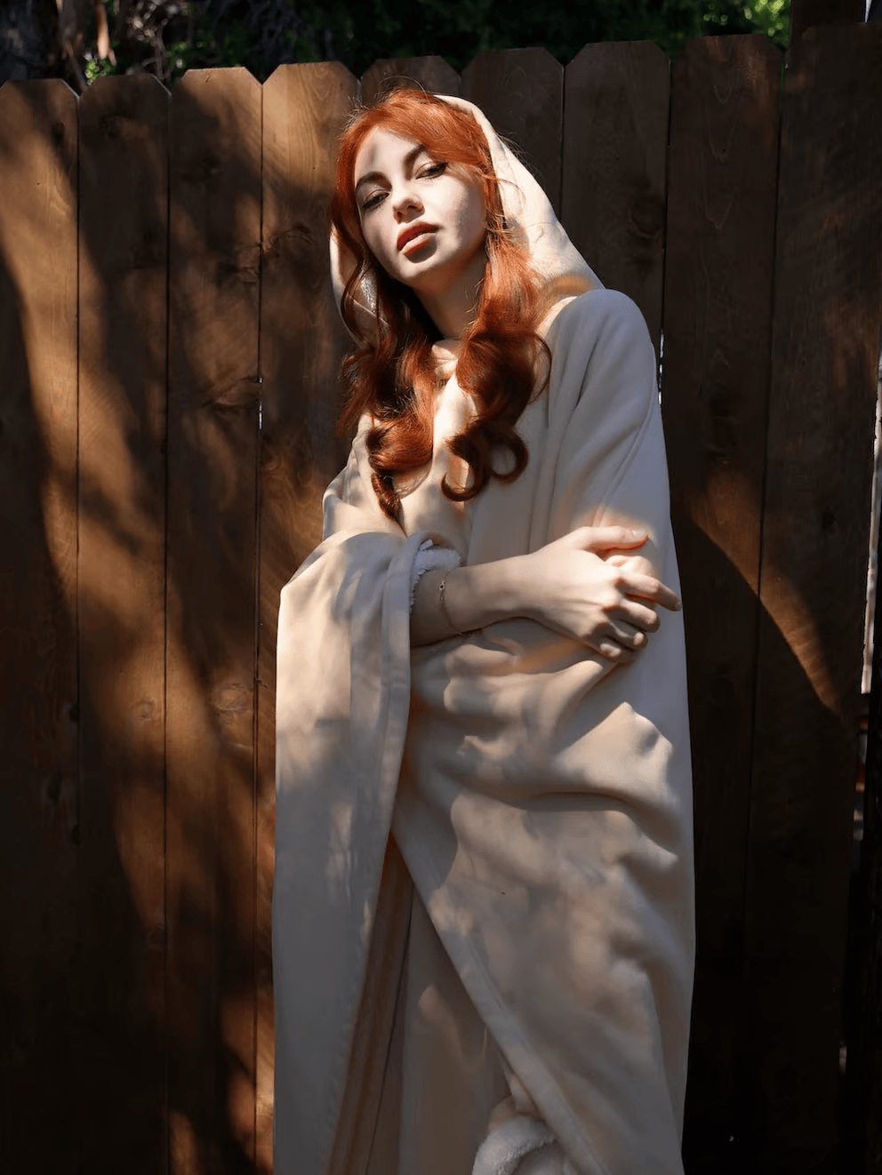 Oversized Comfort Blanket Hoodie for Relaxation