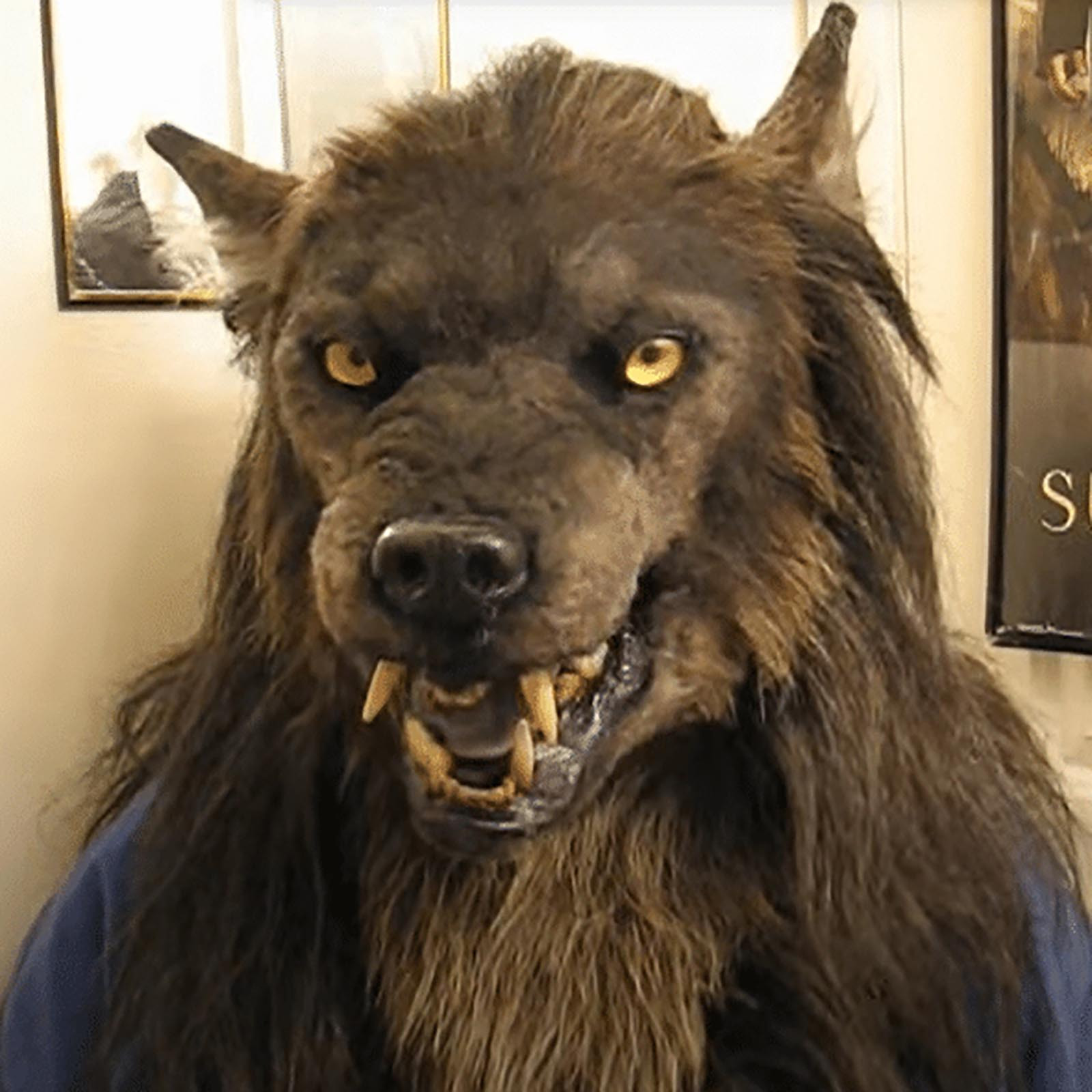 LunaFang™ Werewolf Mask — Unleash Your Inner Beast with Glowing Eyes and Living Movement