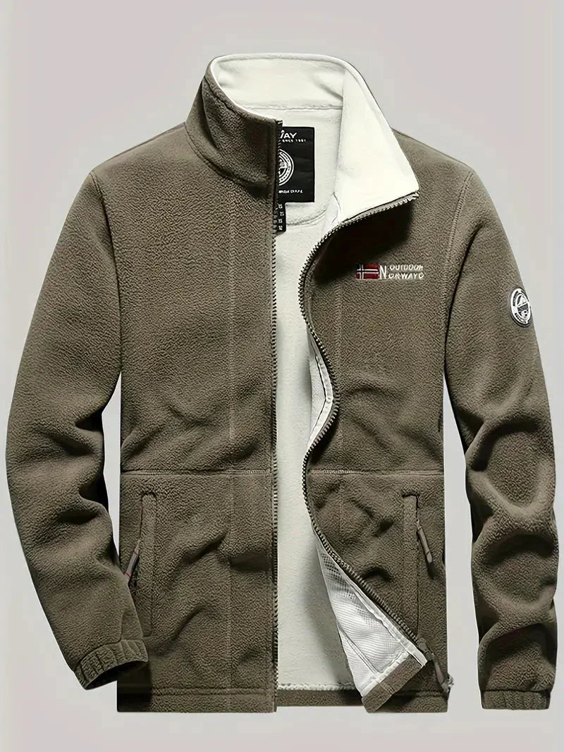 Alpine Comfort Fleece Jacket – Lightweight Warmth for Every Explorer