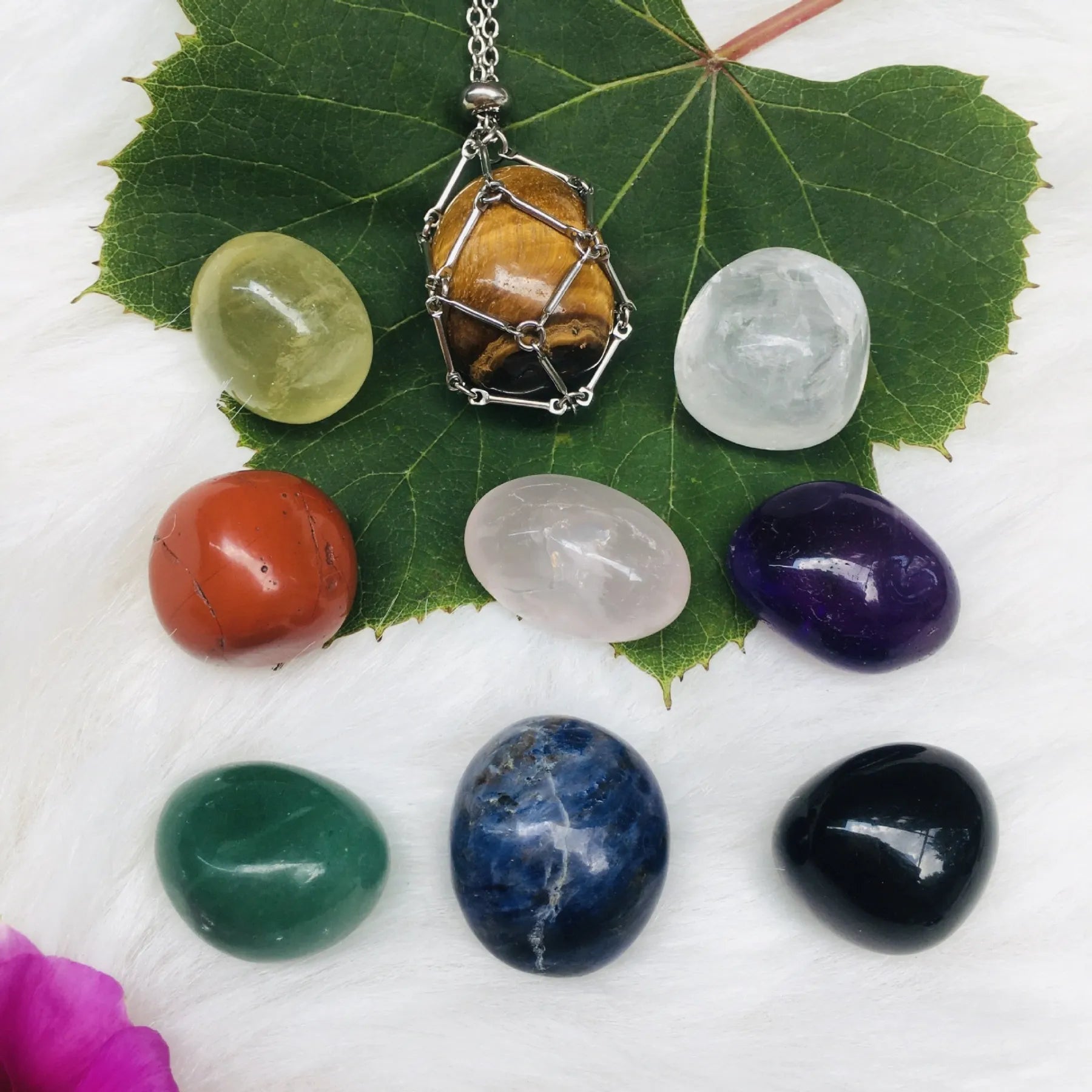 VitaLuxe™ Crystal Necklace — Effortless Energy Shifts That Empower Your Every Moment