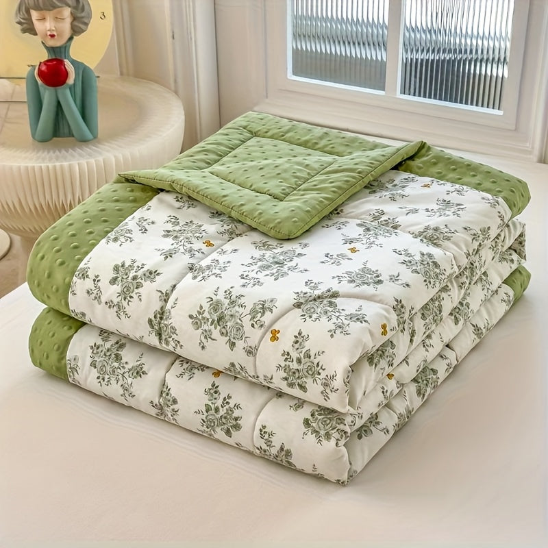 Petal Breeze – Airy Floral Summer Quilt for Cozy Comfort