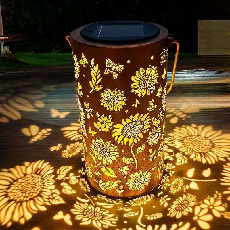 Solar garden lamp with sunflower motif
