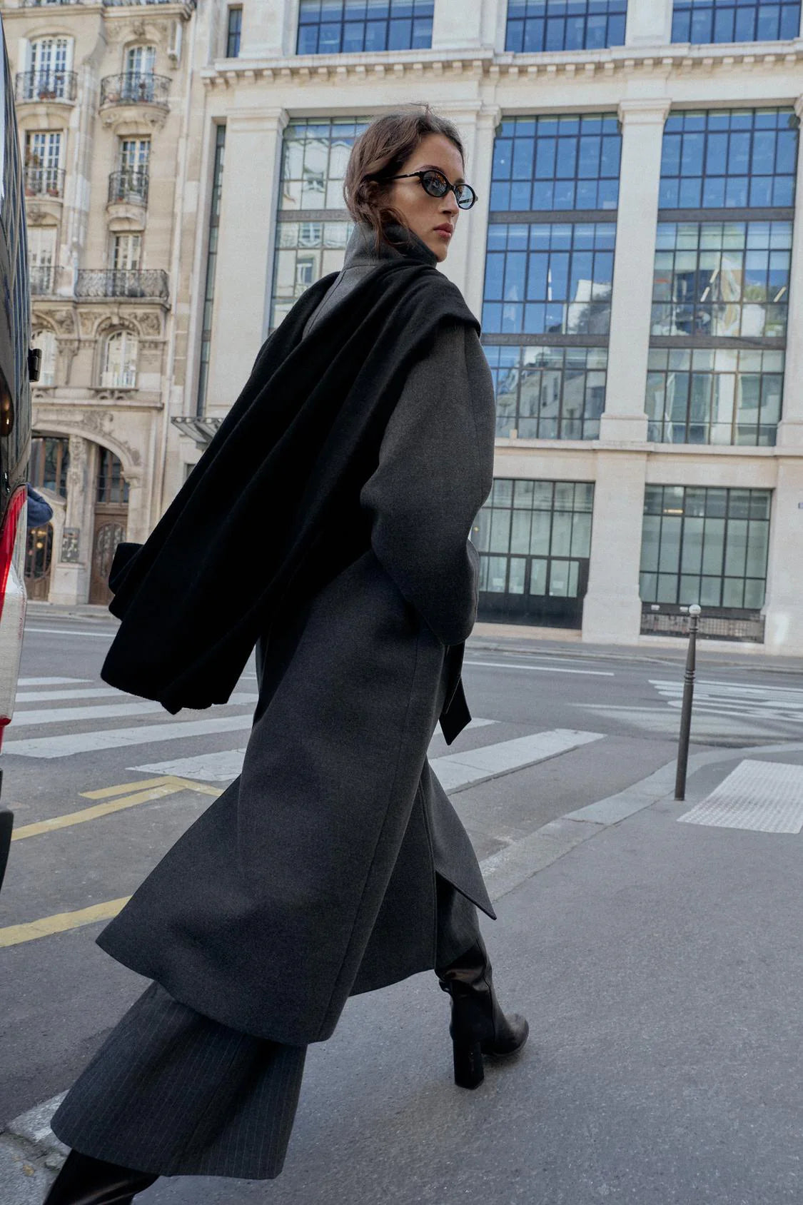 Virelli™ Wool Coat — Sculpt Your Silhouette with Feather-Light Warmth and Unstoppable Confidence