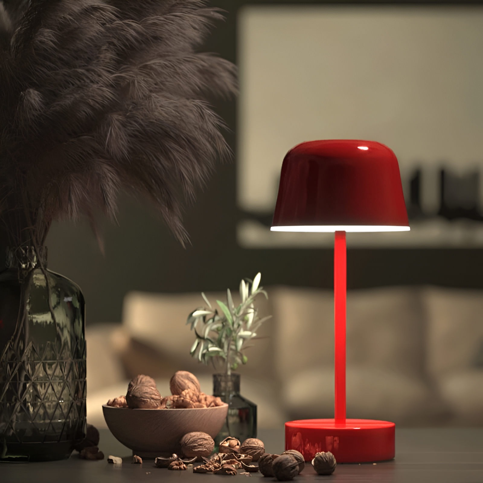RetroLED - Retro-Style Wireless LED Table Lamp