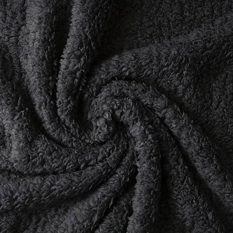 Luxurious Fleece Blanket for Pets - Ultimate Comfort