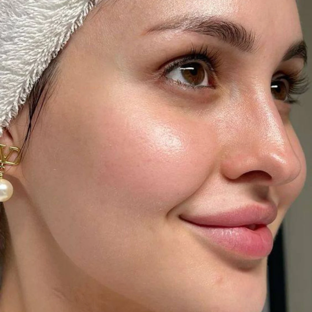 RadianceLift™ — Unleash Youthful Glow and Firm, Silky Skin in Just Two Weeks
