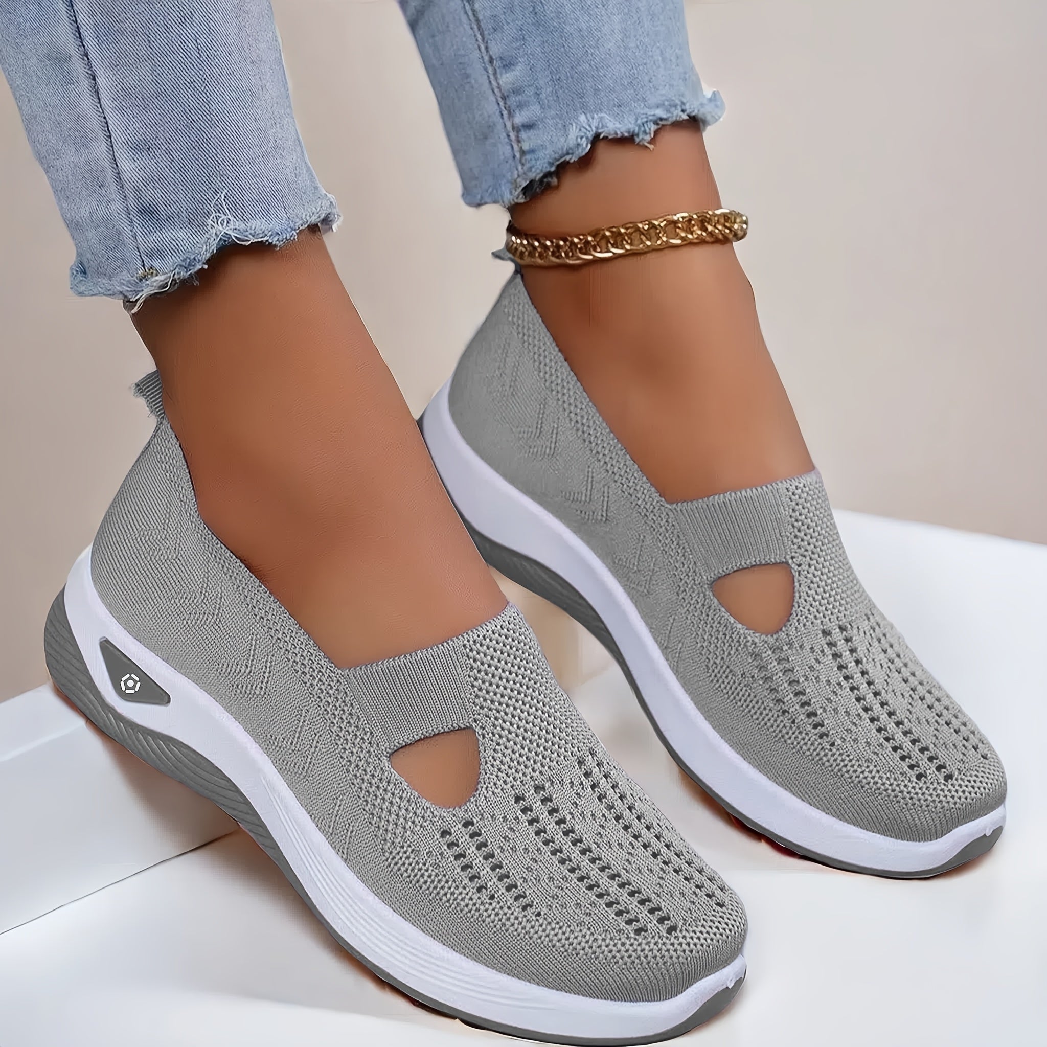 StrideLuxe™ Sneakers — Feel Light, Stylish, and Unstoppable Every Step of the Day