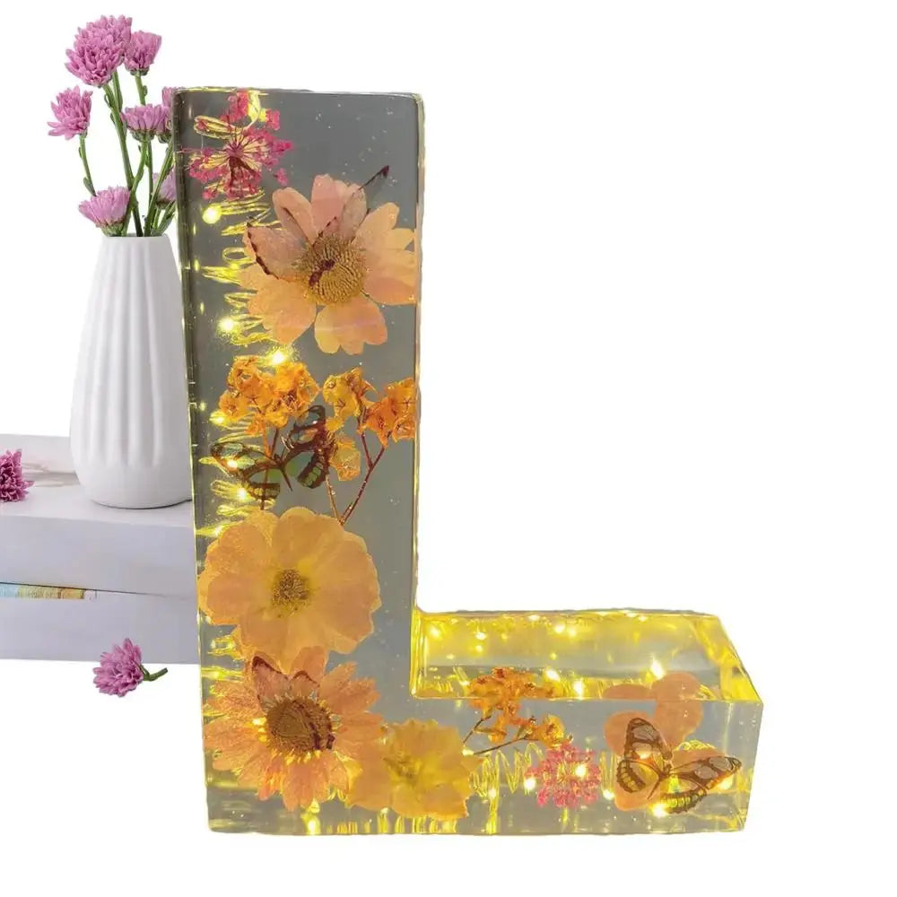 FloraLetter™ — Personalize Your Space with Handcrafted Floral Resin Art
