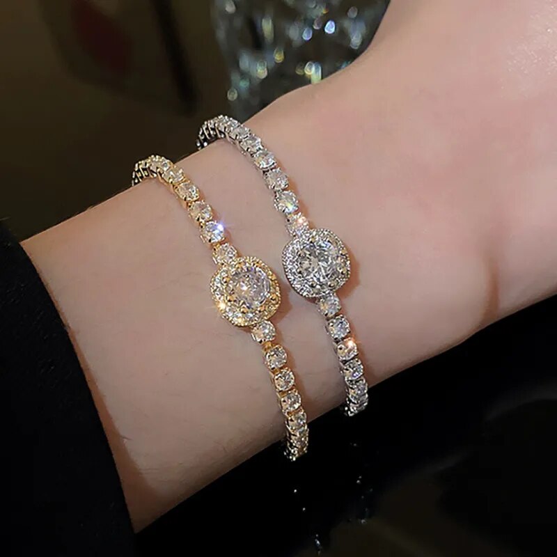 AuraCharm™ — Feel Unstoppable with a Luxe Fit That Shines Your Brilliance