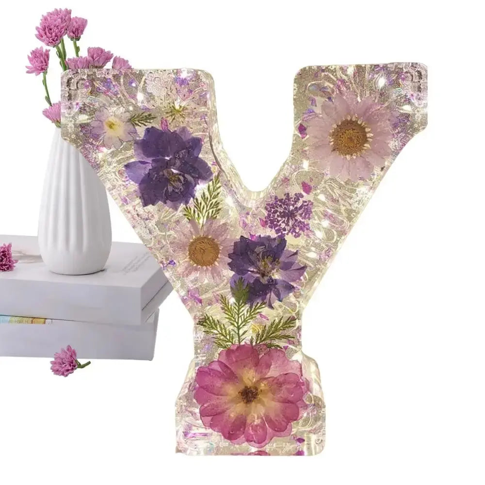 FloraLetter™ — Personalize Your Space with Handcrafted Floral Resin Art