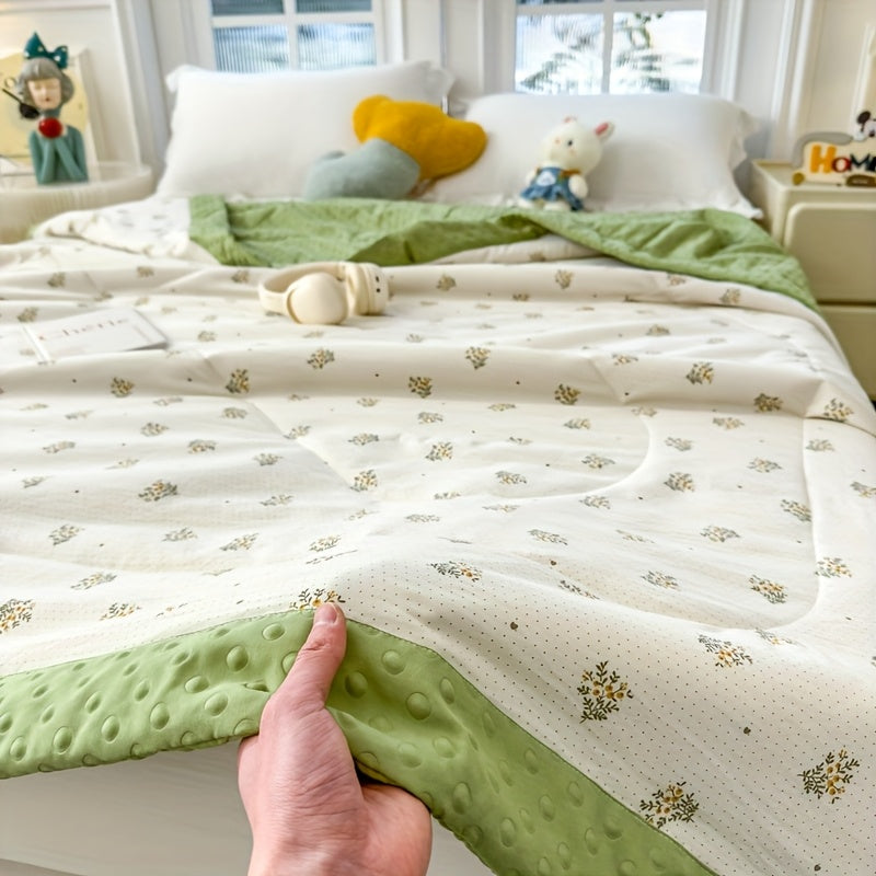Petal Breeze – Airy Floral Summer Quilt for Cozy Comfort