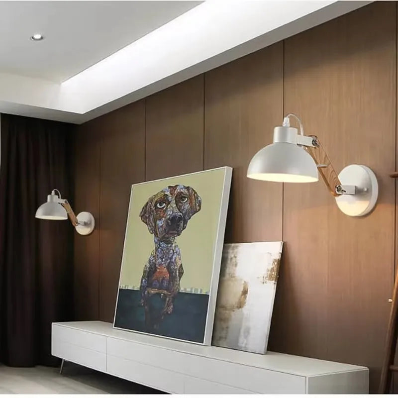 Versatile Modern Wall Light with Adjustable Design