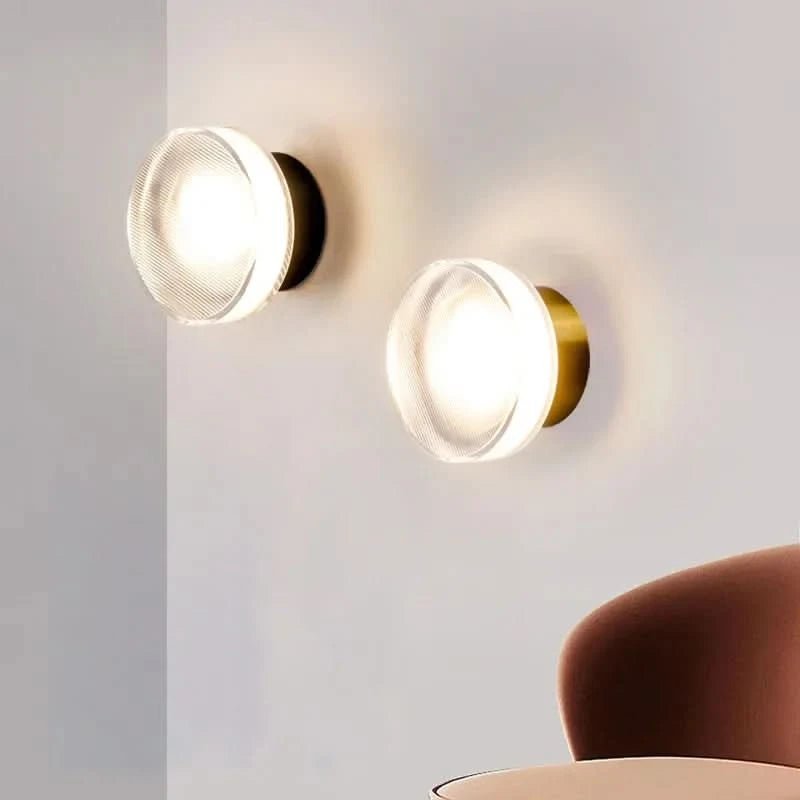 Sleek Dimmable Wall Light for Modern Spaces