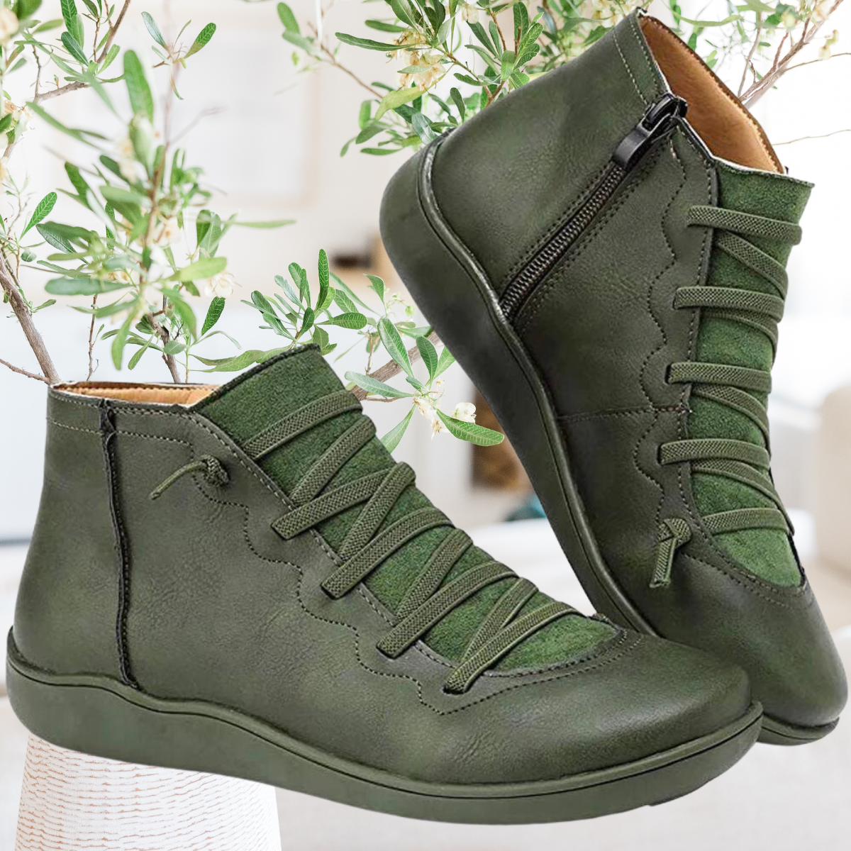 Vintage Lace-Up Leather Boots with Fur Lining