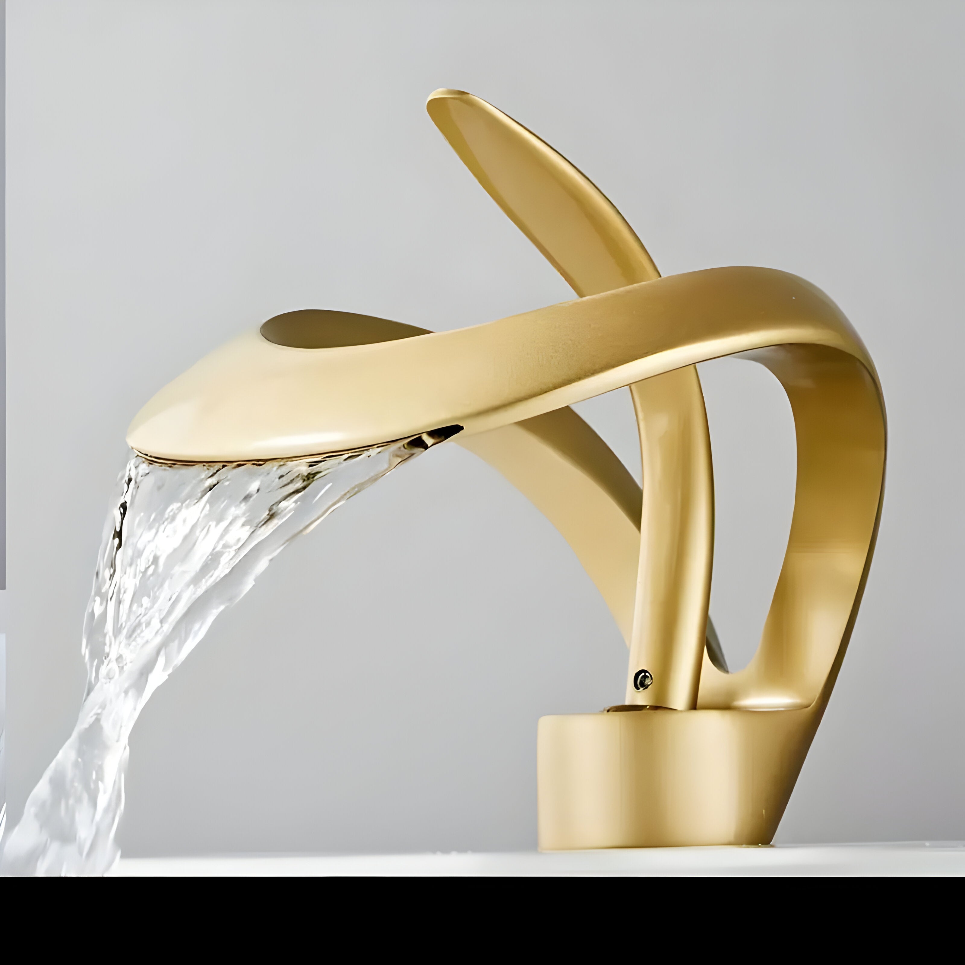 SleekFlow Modern Bathroom Faucet with Single Handle Control