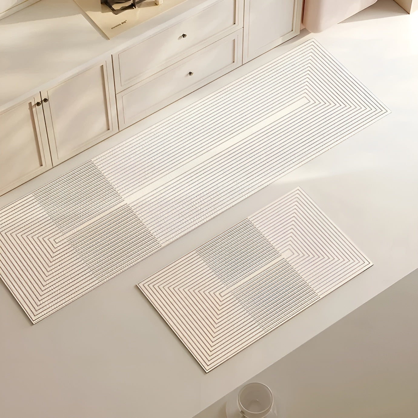 HydraGuard Absorbent Bath Mat with Non-Slip Safety Features