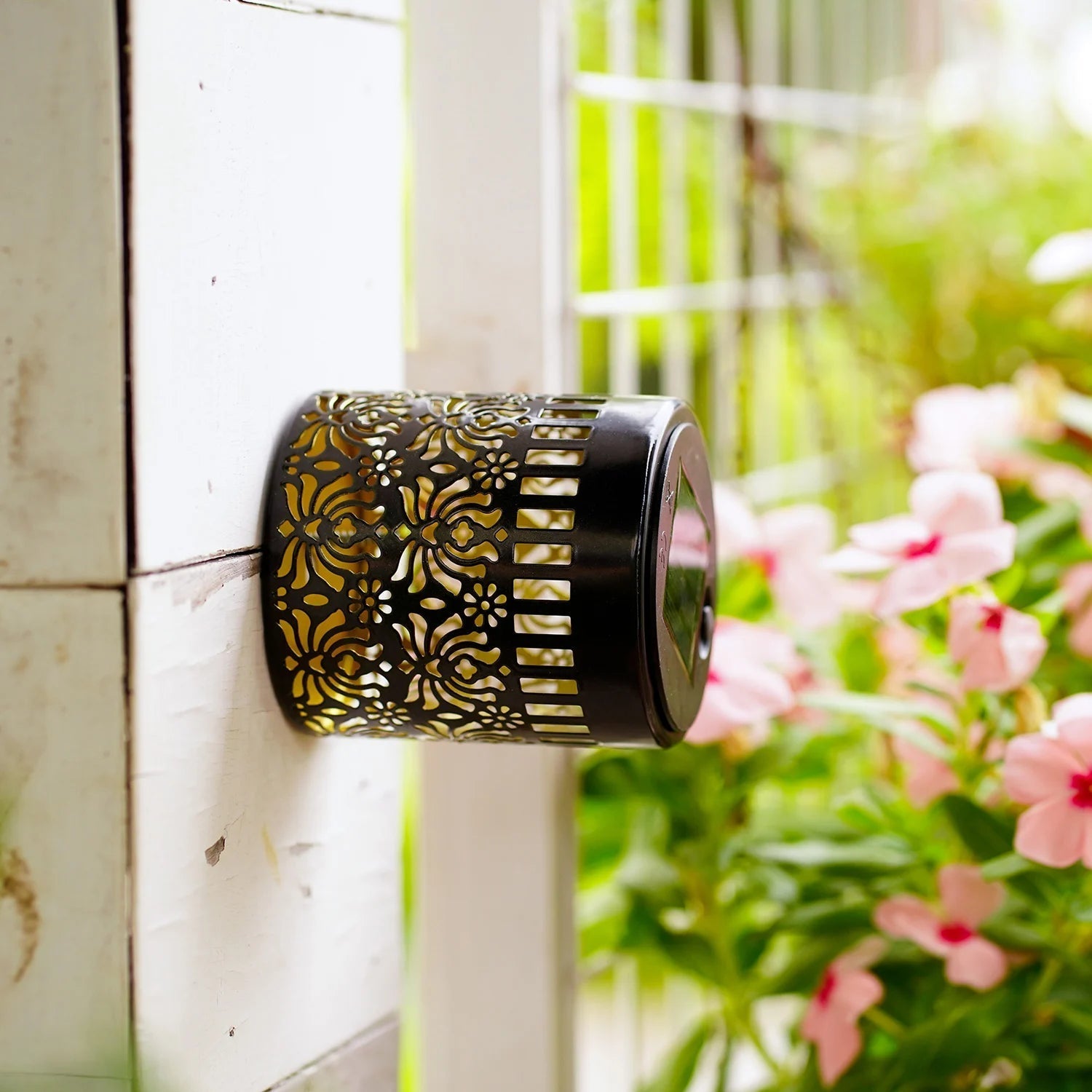 Outdoor Light | Peony Pattern | Wireless Installation | Night Bloom