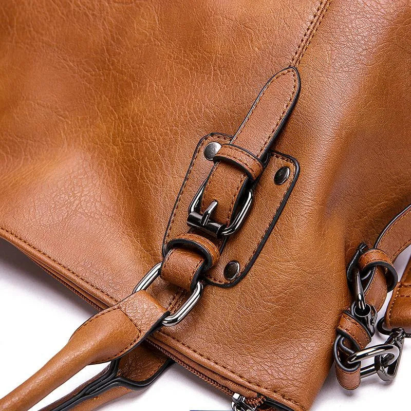Sophisticated Leather Shoulder Bag for Daily Elegance