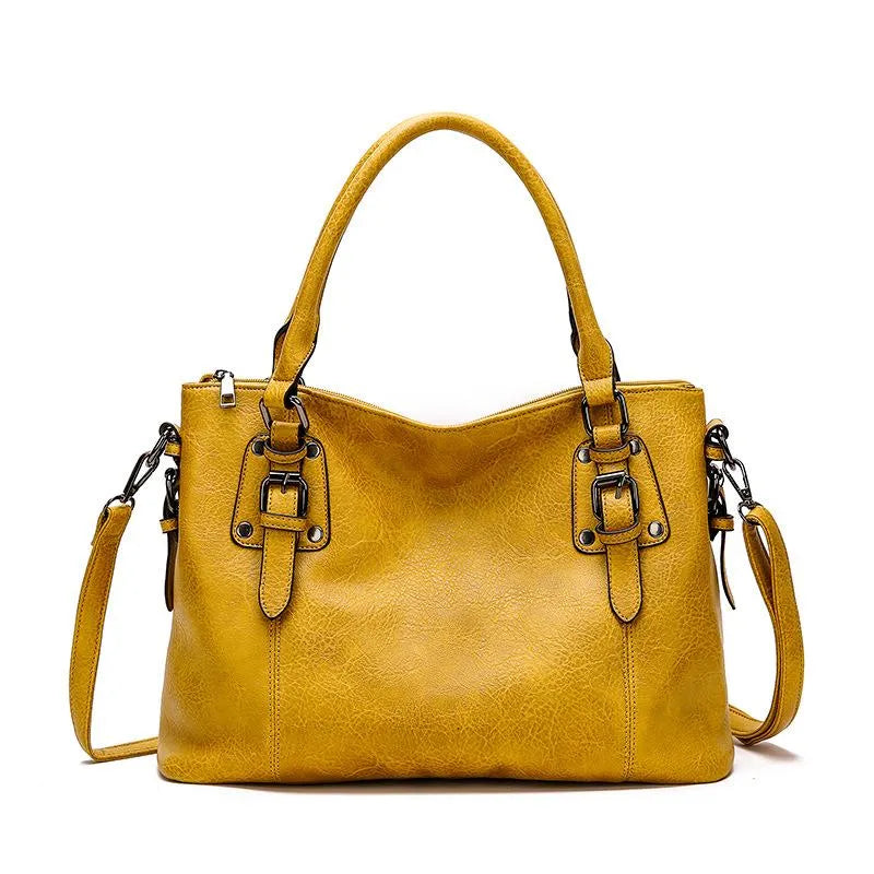Sophisticated Leather Shoulder Bag for Daily Elegance