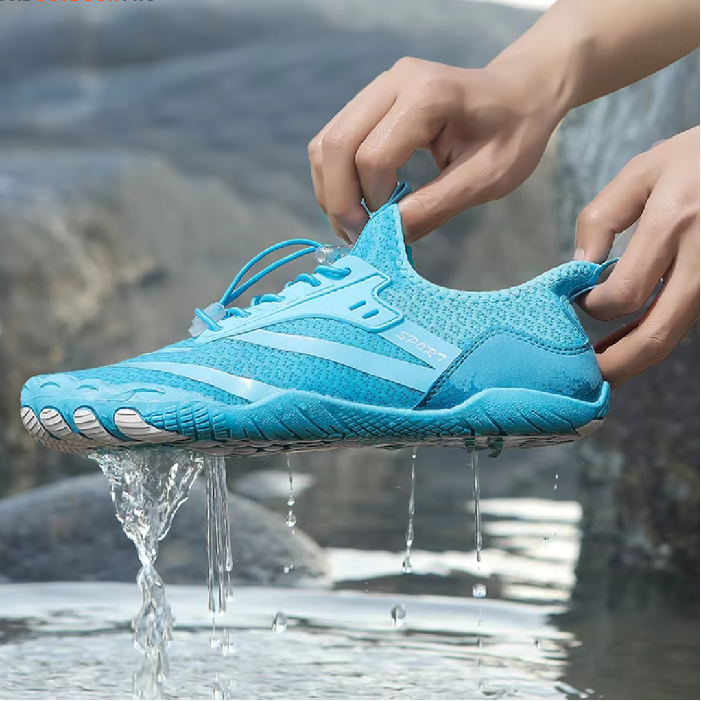 Lightweight Flexible Minimalist Shoes with Wide Toe Space