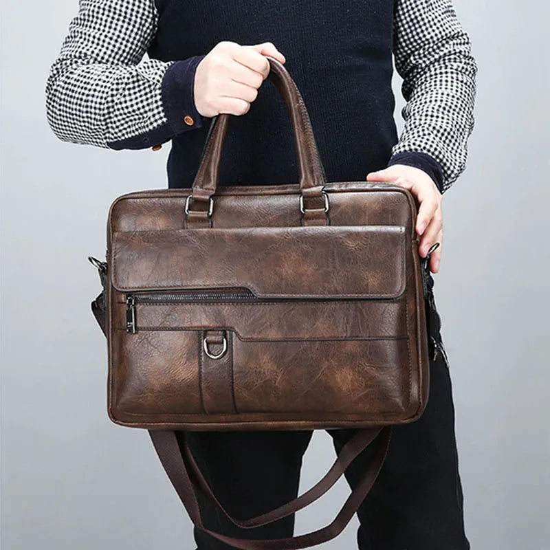 Sophisticated Leather Crossbody Bag for Daily Adventures