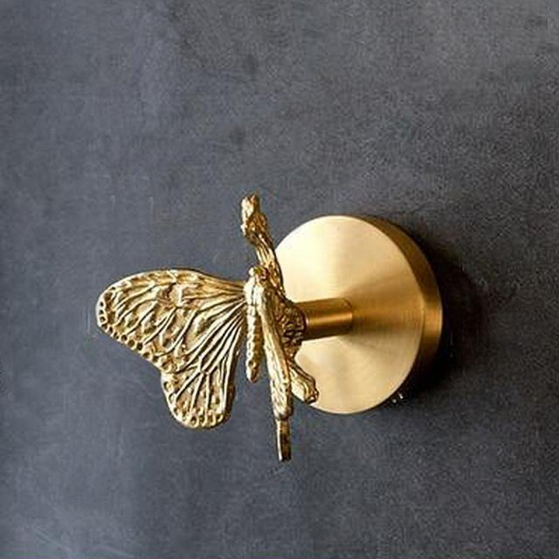 Elegant Animal Head Wall Hook in Polished Copper Finish