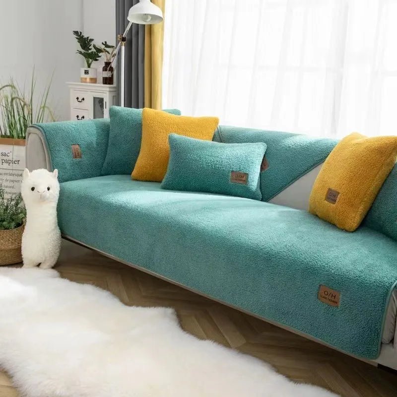 SnugShield – Luxurious Lambswool Sofa Protector for Comfort