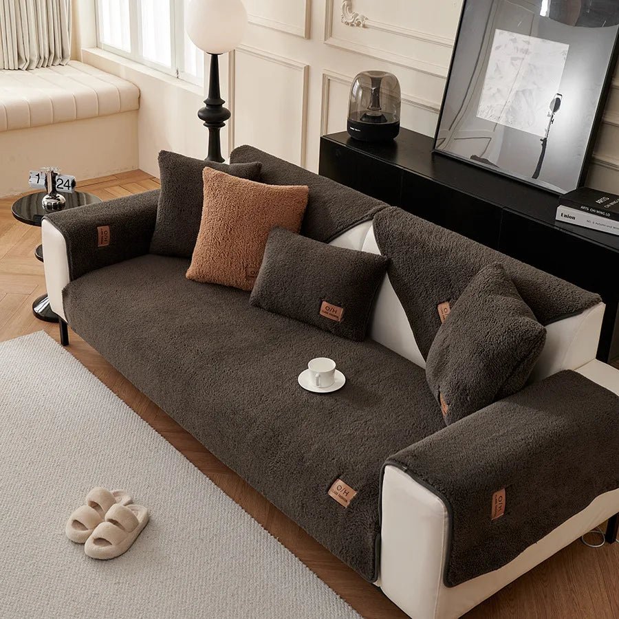 SnugShield – Luxurious Lambswool Sofa Protector for Comfort