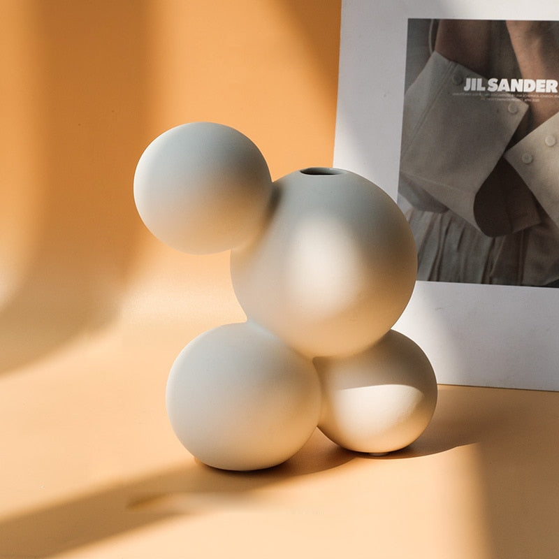 Elegant Porcelain Vase with Non-Slip Base for Home Decor