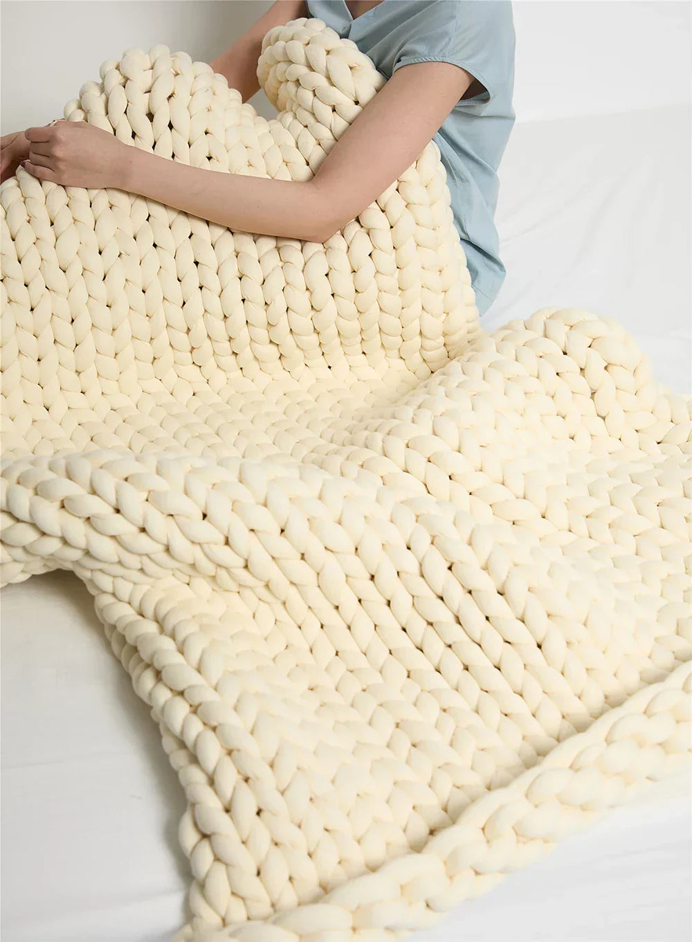 Handcrafted Cozy Knit Weighted Blanket for Ultimate Comfort