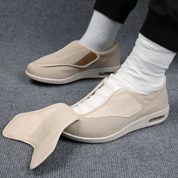 Extra Wide Diabetic Walking Shoes Featuring Memory Foam Insole