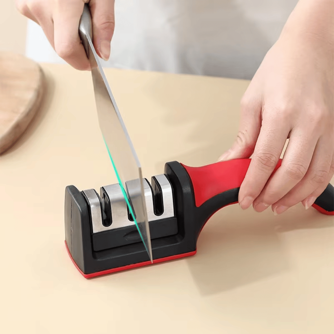 Efficient Edge Keeper for Straight and Serrated Knives
