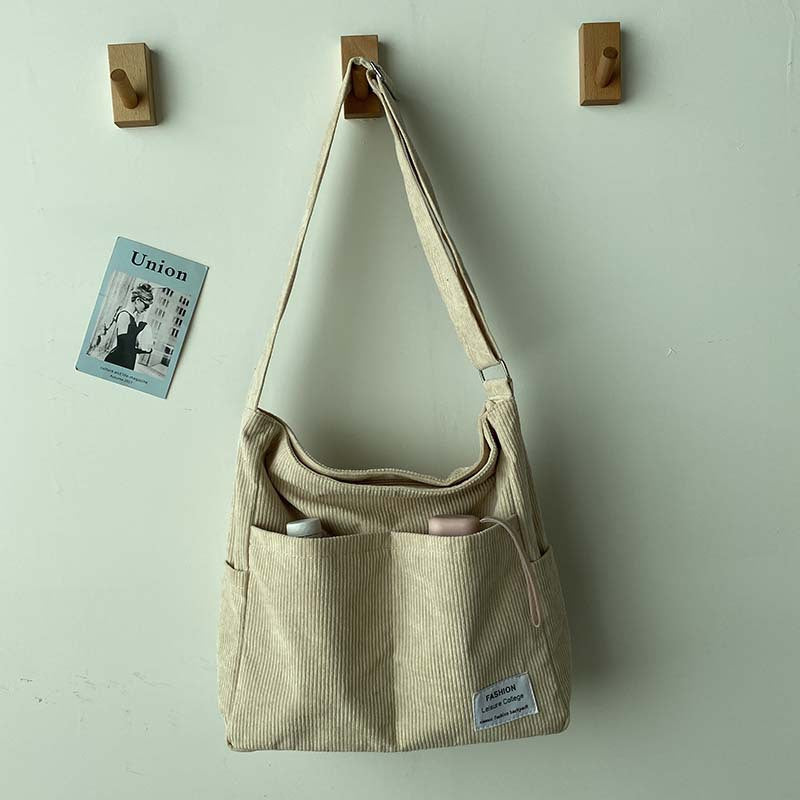 Chic Everyday Crossbody Bag for Effortless Style