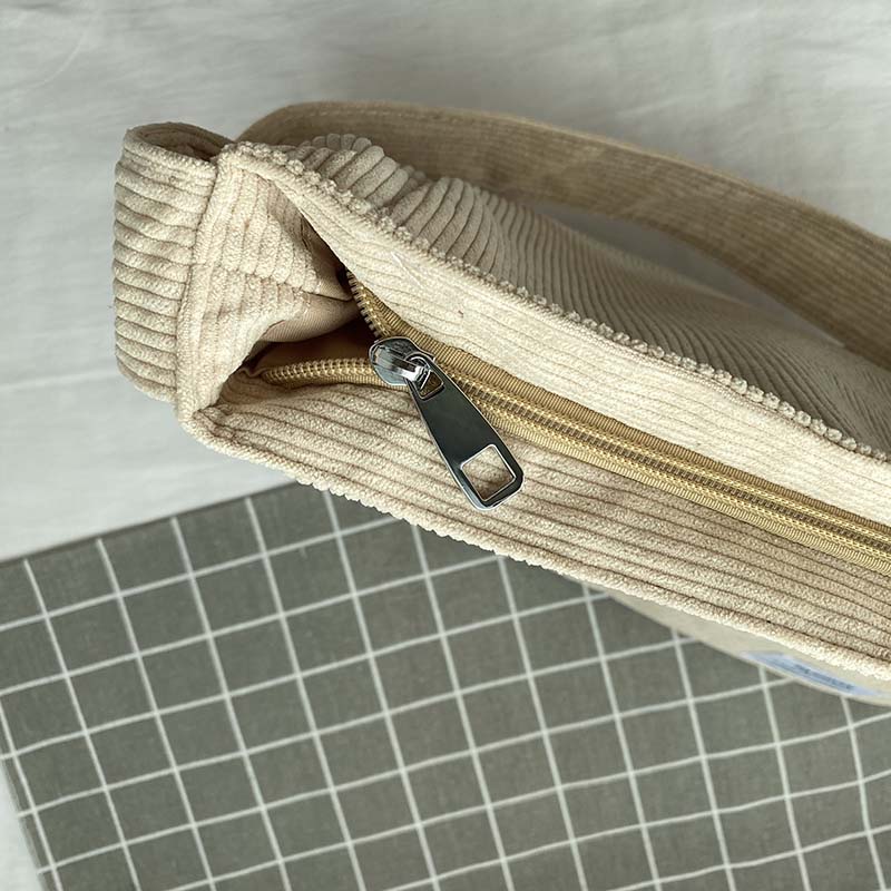 Chic Everyday Crossbody Bag for Effortless Style
