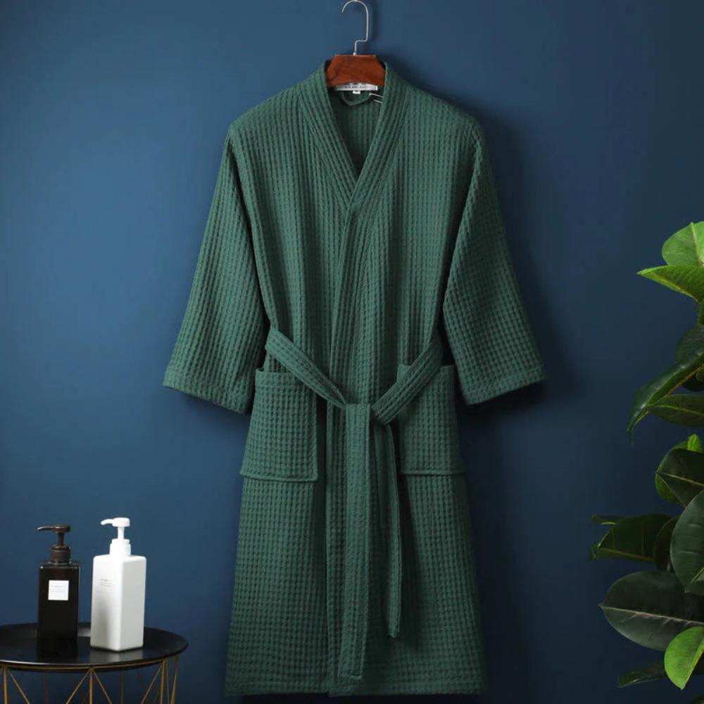 Serenity Spa – Men's Lightweight Cotton Waffle Robe with Pockets