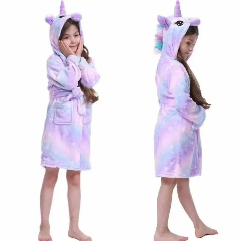 Hooded Flannel Robe for Kids – Soft and Cozy Design