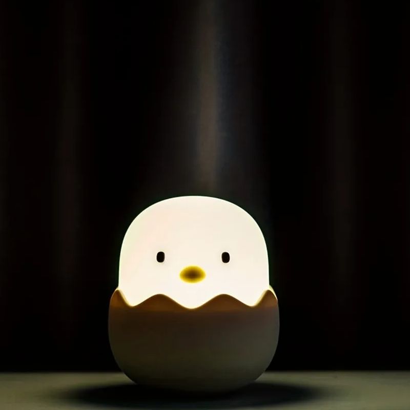 Charming LED Night Lamp - Adorable Chicken Design for Cozy Spaces