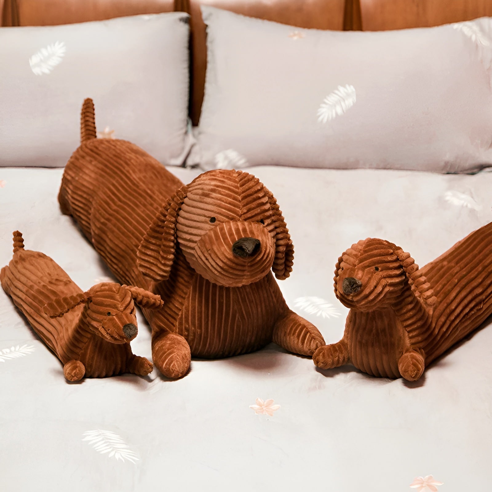 Harmonious Hound – Supportive Dachshund Shaped Cushion