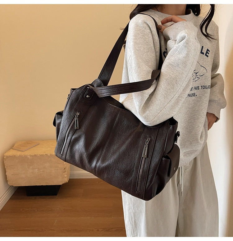 Timeless Leather Shopping Bag | Elegant Design | Valenza