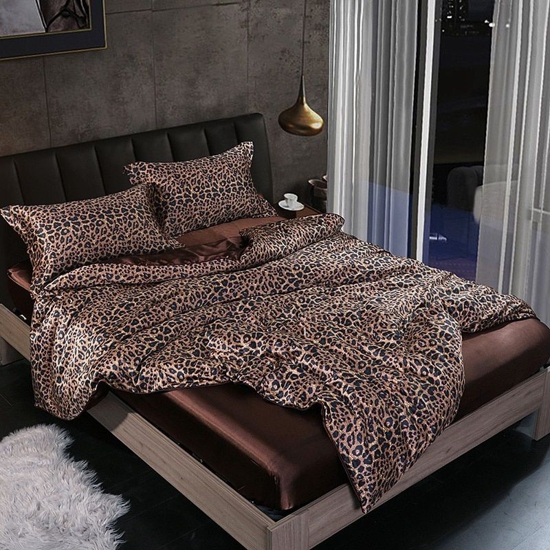 Luxurious Satin Silk Bed Sheet Set for Ultimate Comfort